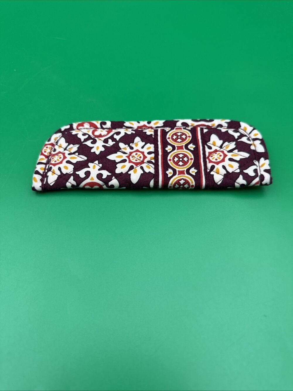 Vera Bradley Authentic Soft Slip-In Eyeglass Case (Small) -M